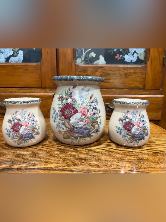 House & Garden Party Other - House & Garden Party 3-Piece Floral Vase Set Vintage 2001 Hand Made USA Cottage